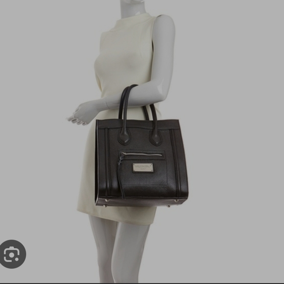 MARIO VALENTINO MADE IN ITALY REAL LEATHER LARGE CELINE LIKE TOTE BAG EUC - Picture 4 of 14